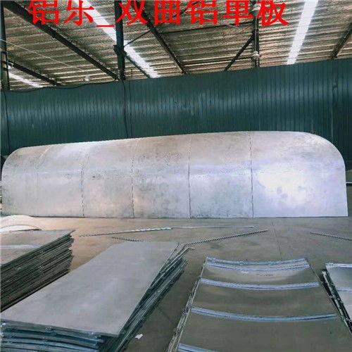 長(zhǎng)汀雙曲鋁單板，匠心之選，鋁樂(lè)建材打造卓越建筑外衣